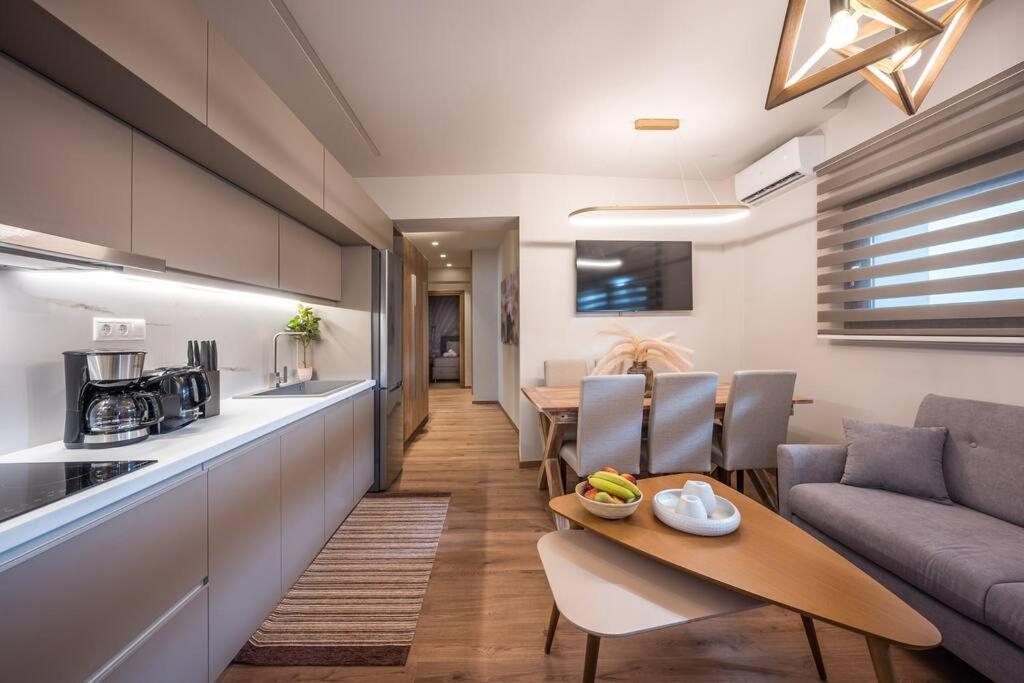 Amalia'S Luxury Apartment 2 Ираклио Екстериор снимка